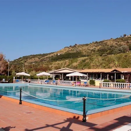 Cora Club Village