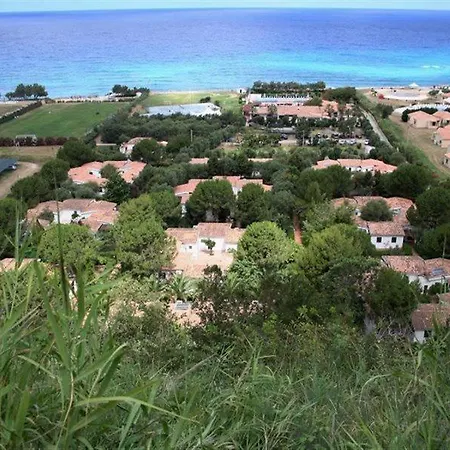 Hotel Cora Club Village 3*